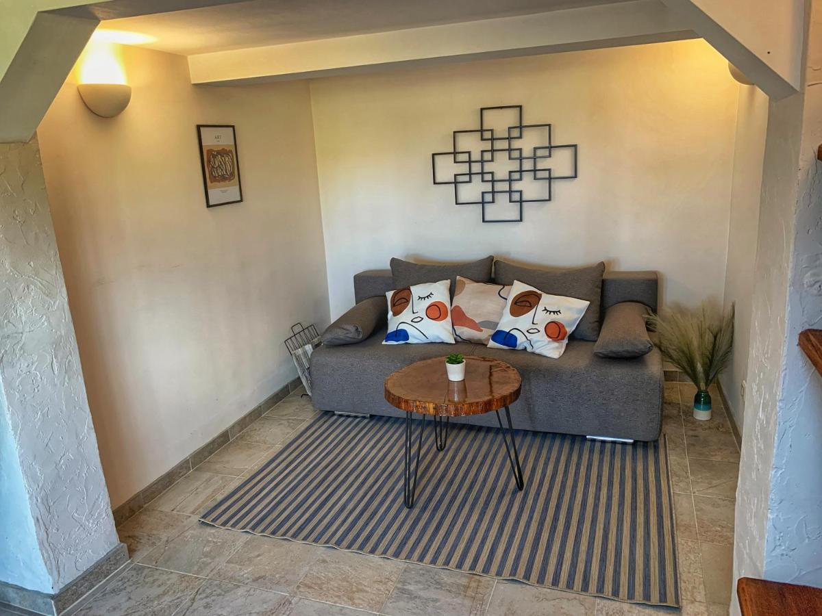 Къща За Гости Катрин Veliko Tărnovo Exteriör bild